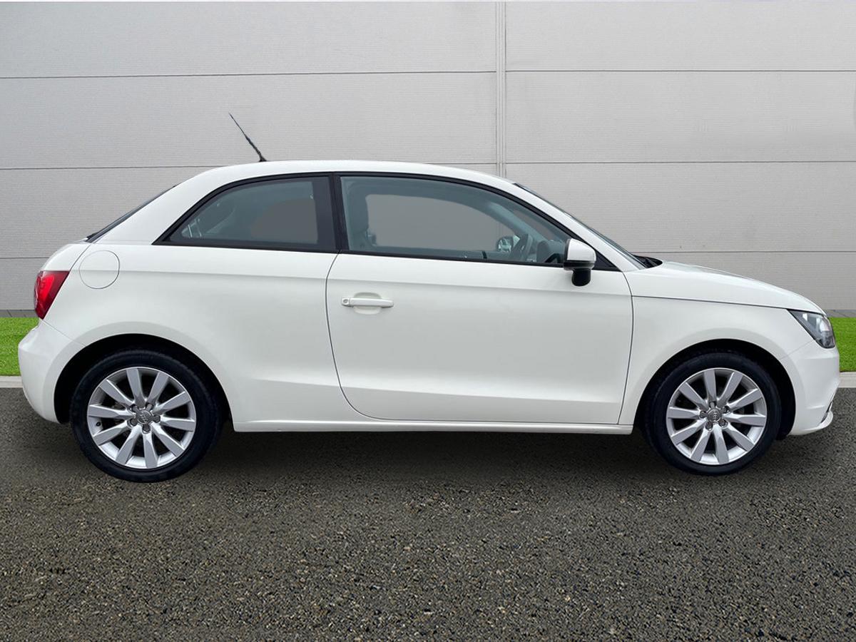 Used Audi A1 2011 for sale - 77927367: Photo 8