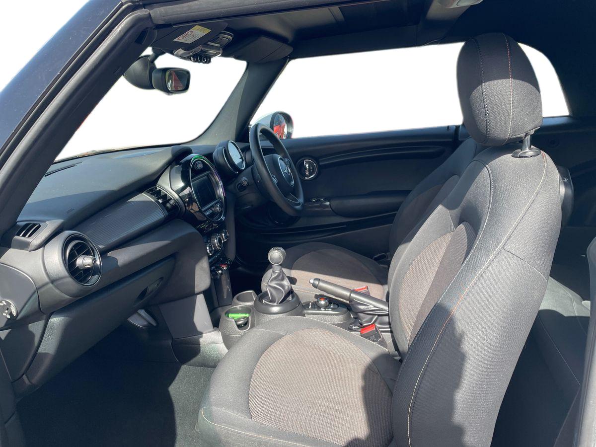 Used MINI Convertible 2018 for sale - 78172658: Photo 10