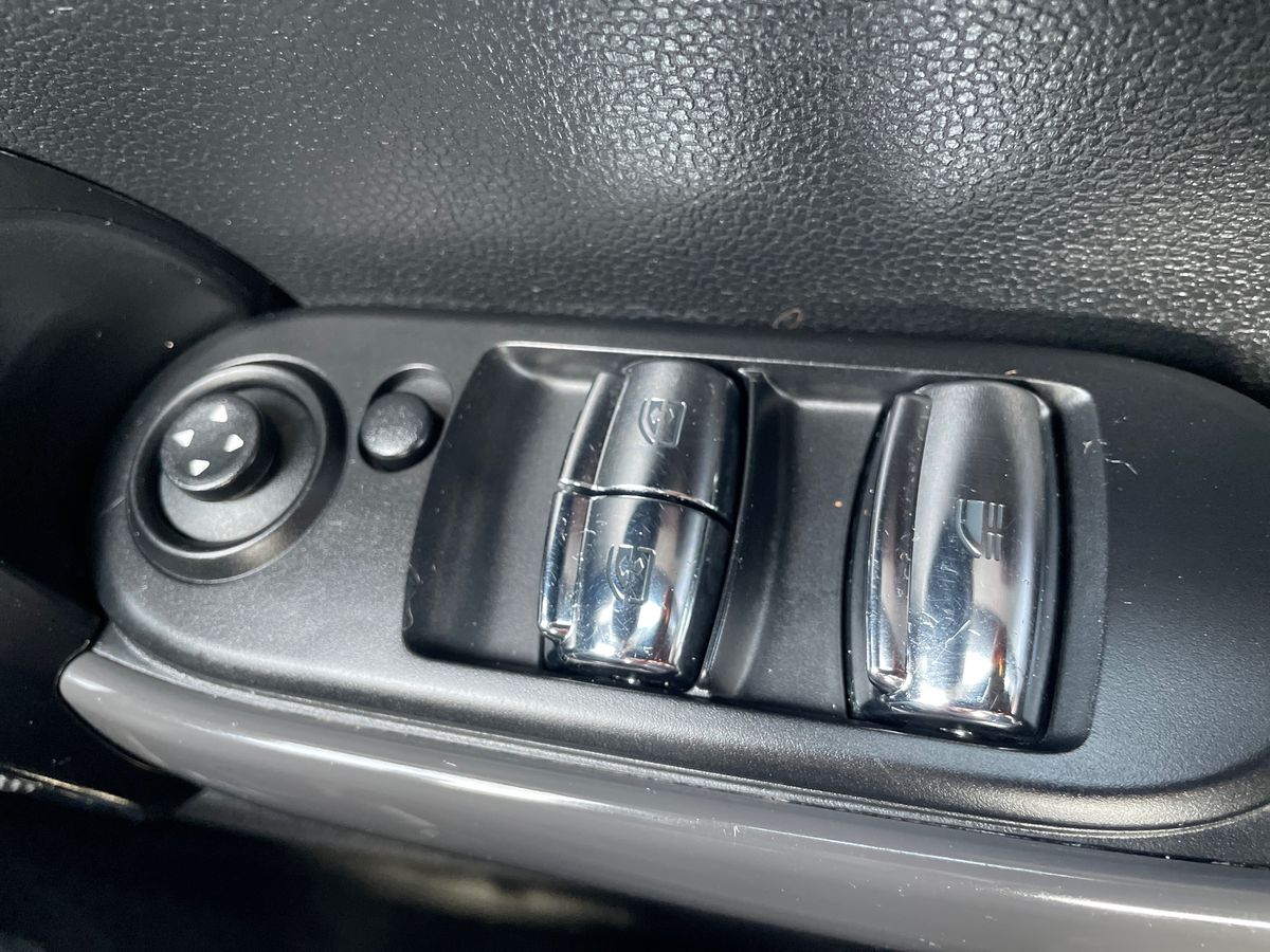 Used MINI Convertible 2018 for sale - 78172658: Photo 20