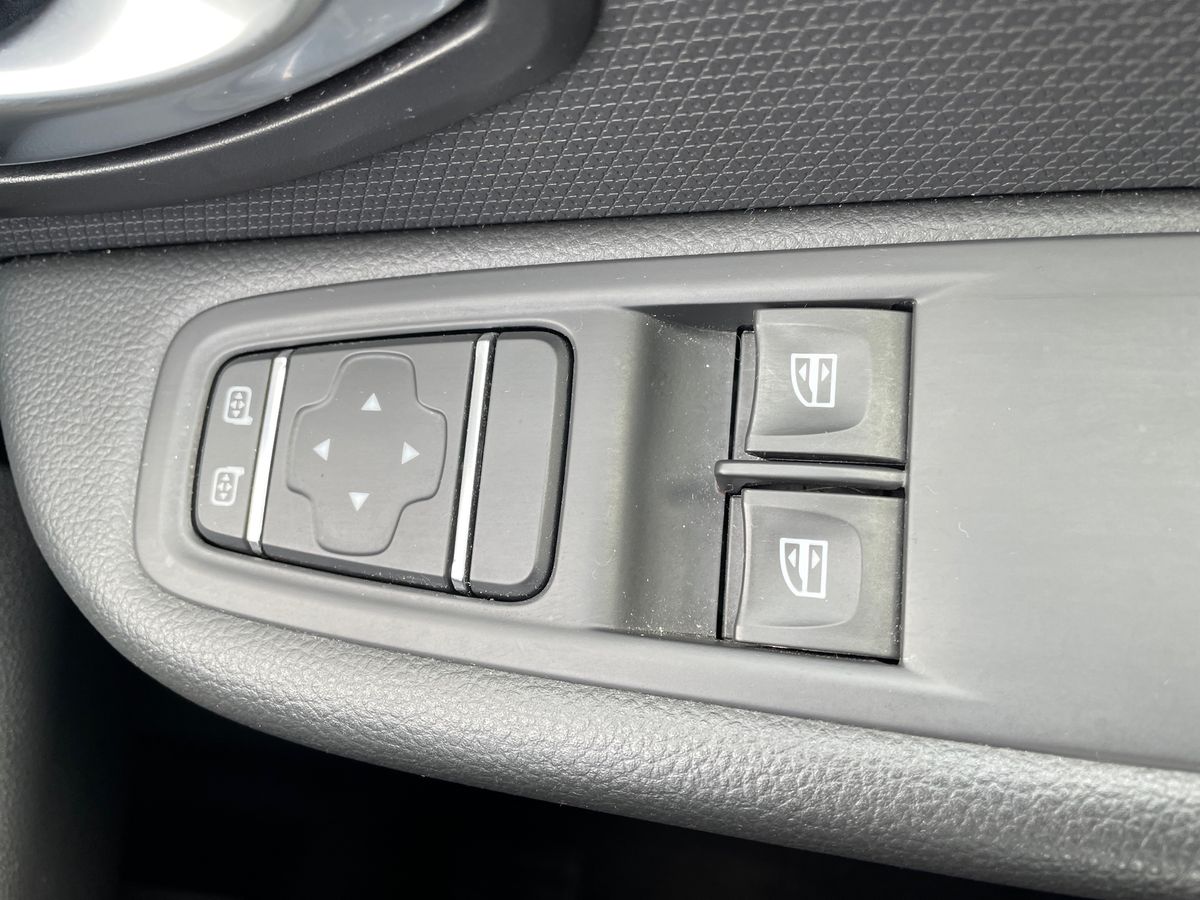 Used Renault Clio 2019 for sale - 78136985: Photo 20