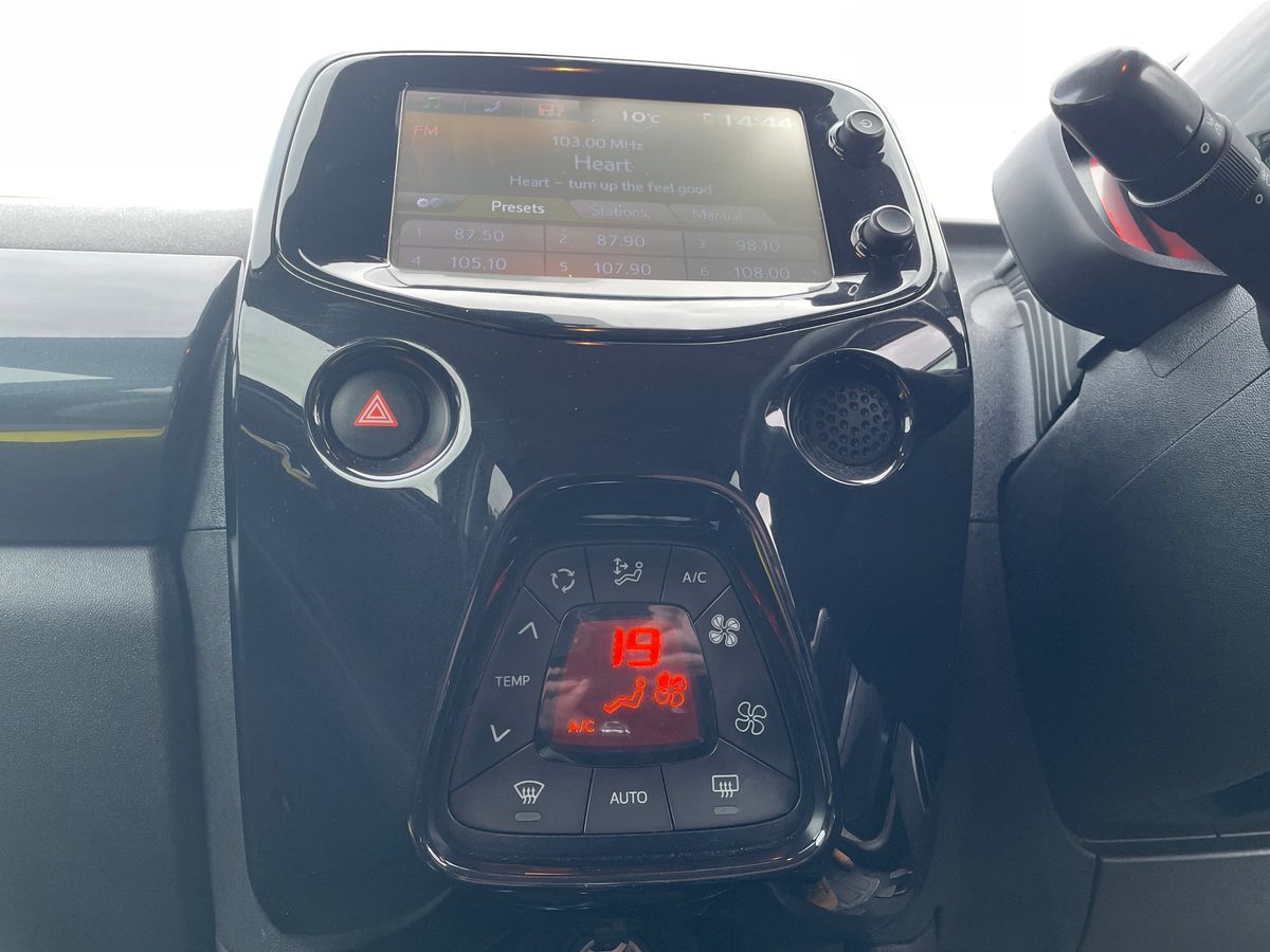 Used Toyota AYGO 2018 for sale - 77031500: Photo 18