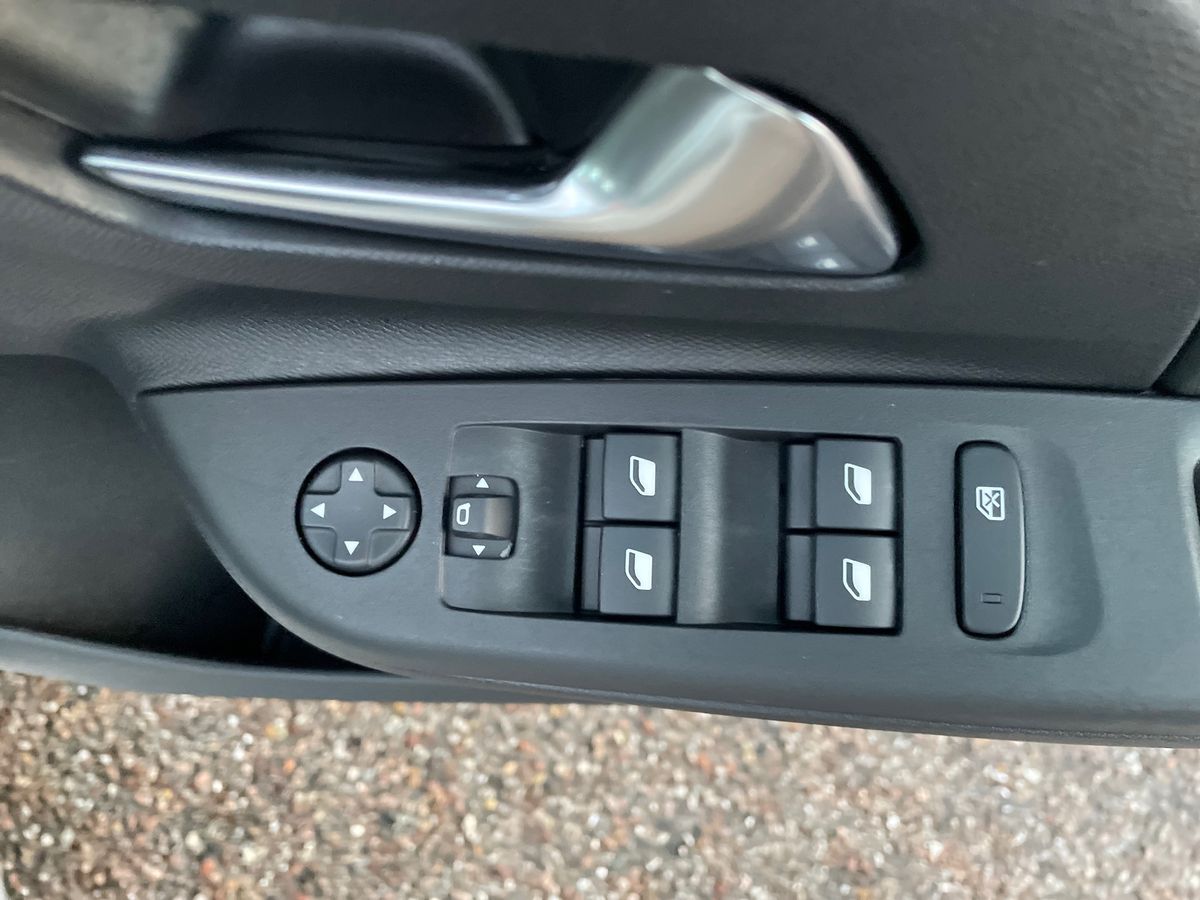 Used Vauxhall Corsa 2023 for sale - 77256517: Photo 20