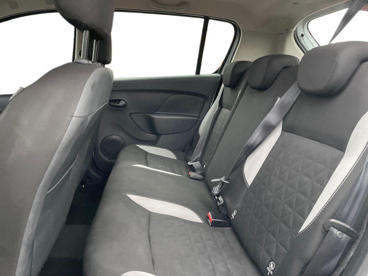 Used Dacia Sandero Stepway 2016 for sale - 76731083: Photo 11