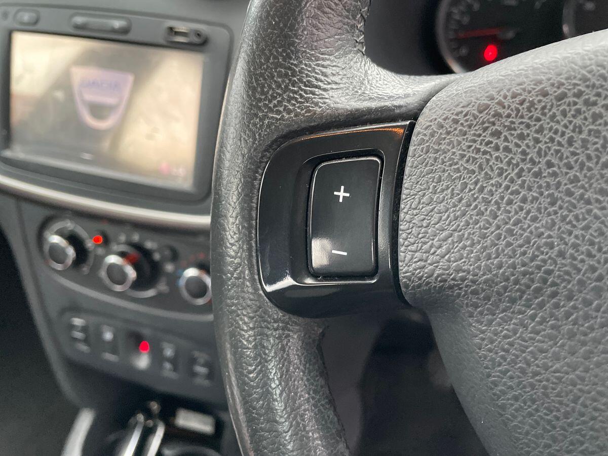 Used Dacia Sandero Stepway 2016 for sale - 76731083: Photo 16