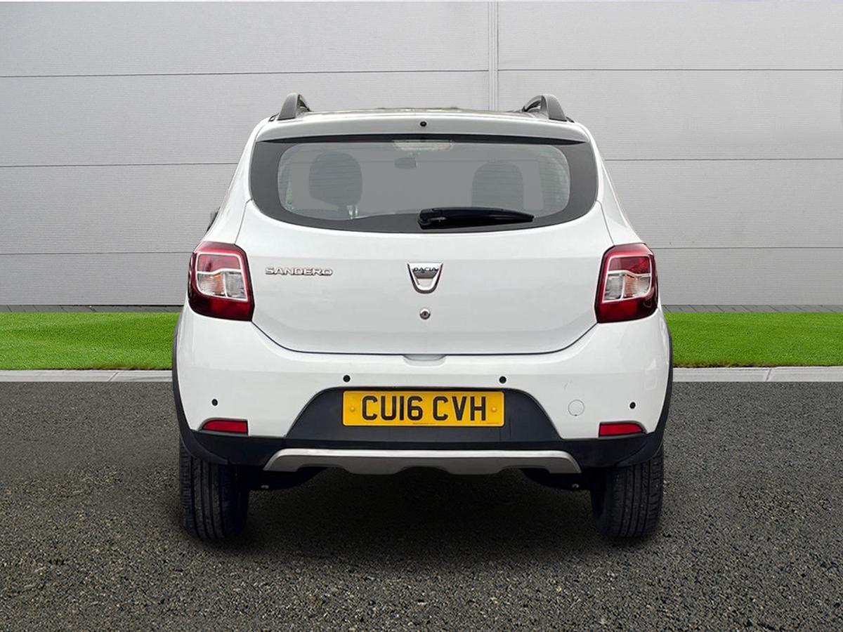 Used Dacia Sandero Stepway 2016 for sale - 76731083: Photo 6