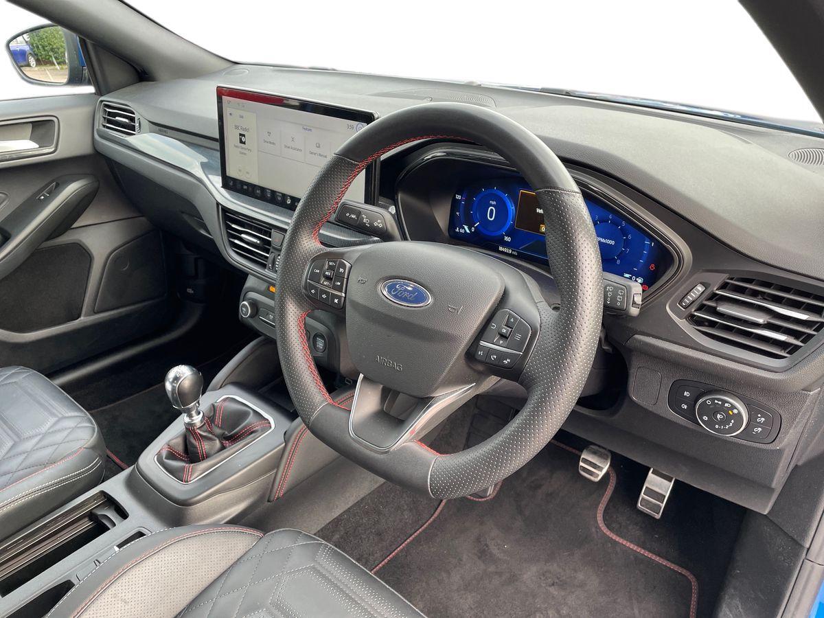 Used Ford Focus 2023 for sale - 76731088: Photo 15
