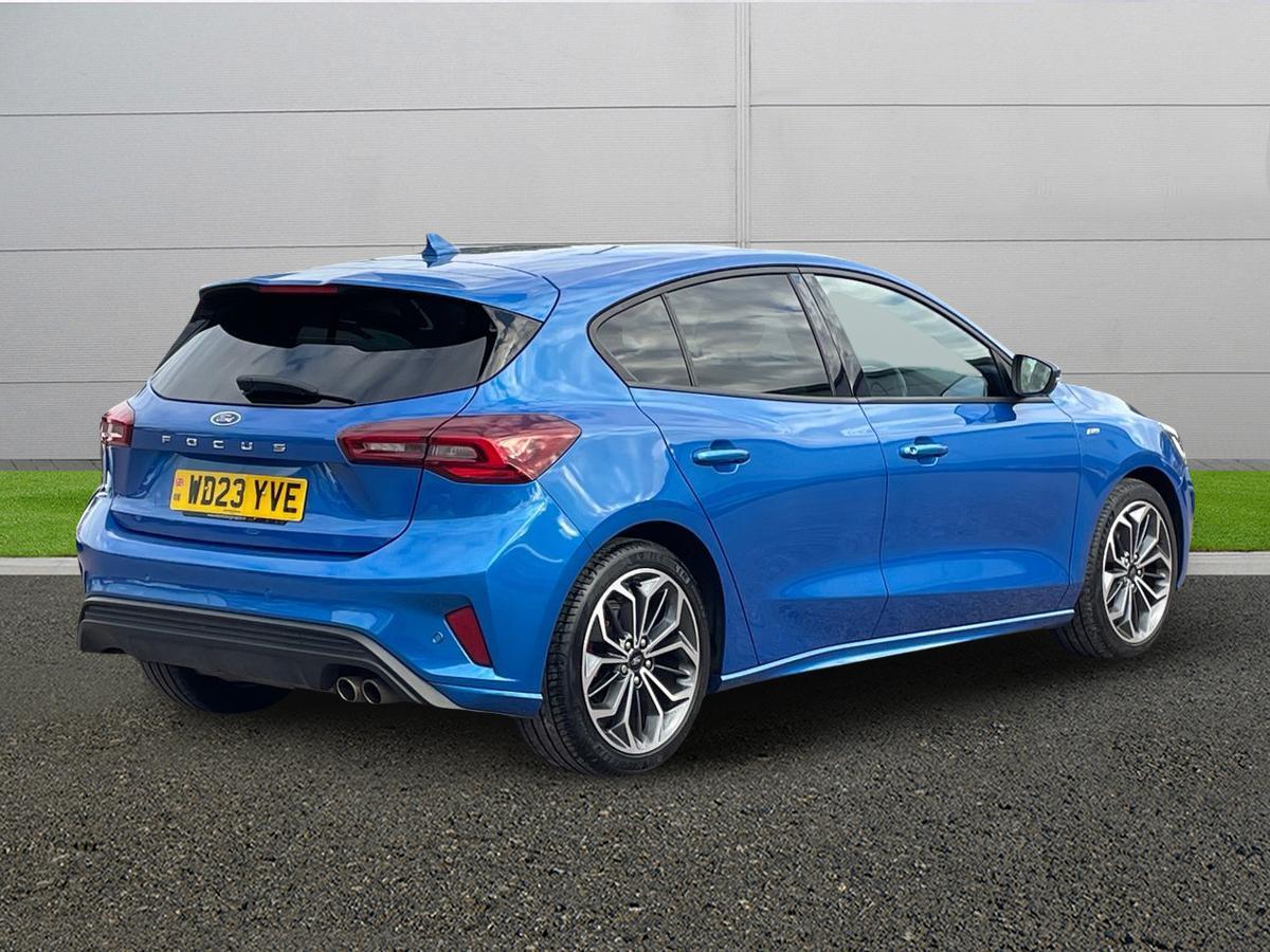 Used Ford Focus 2023 for sale - 76731088: Photo 7