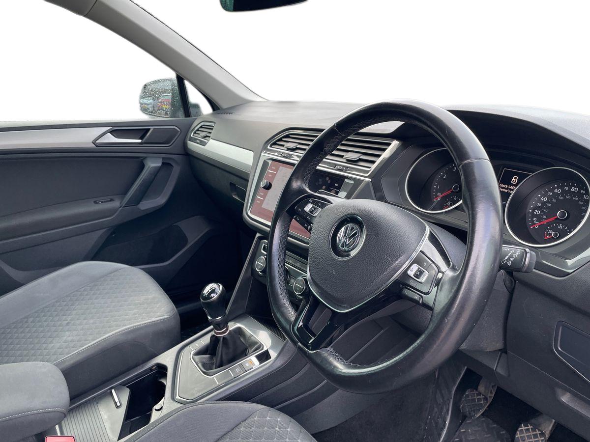 Used Volkswagen Tiguan 2018 for sale - 77321397: Photo 15