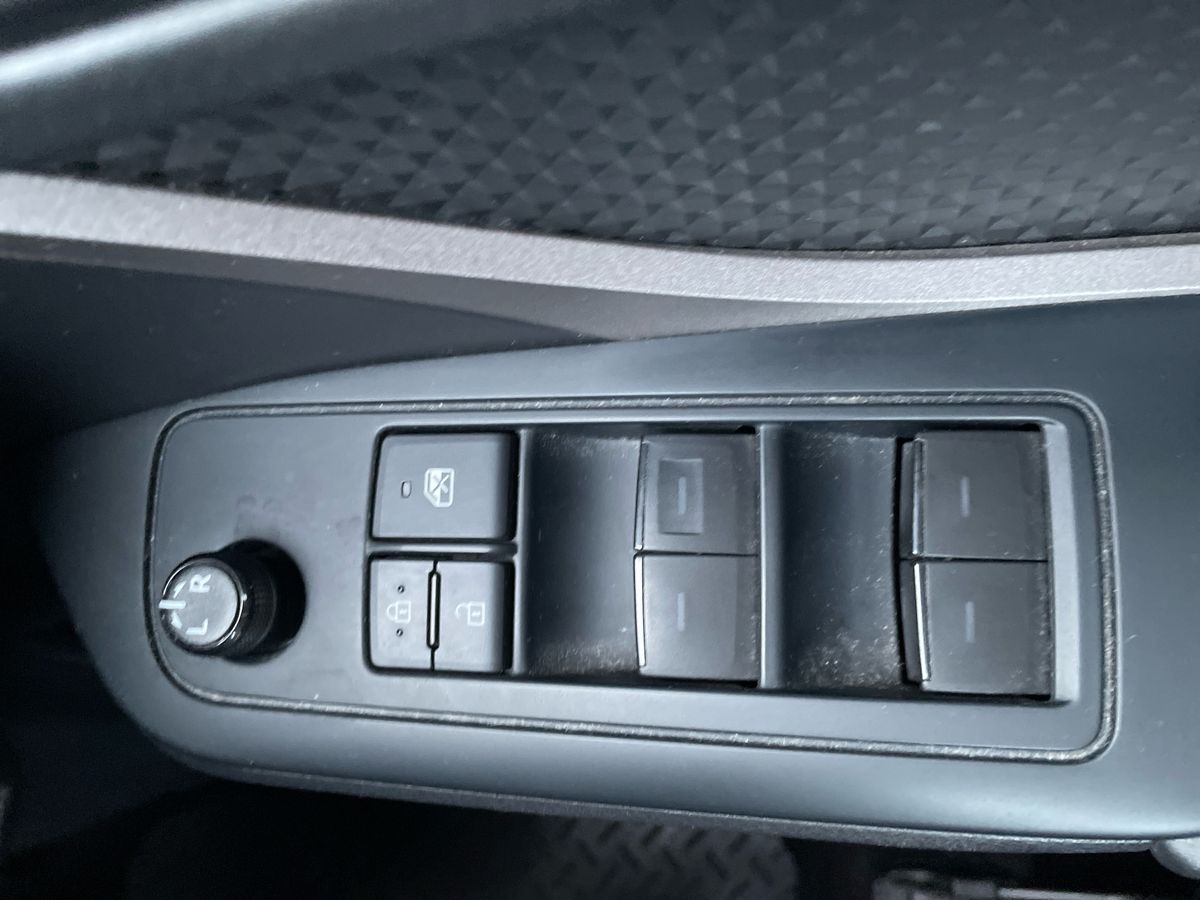 Used Toyota C-HR 2021 for sale - 77133980: Photo 20