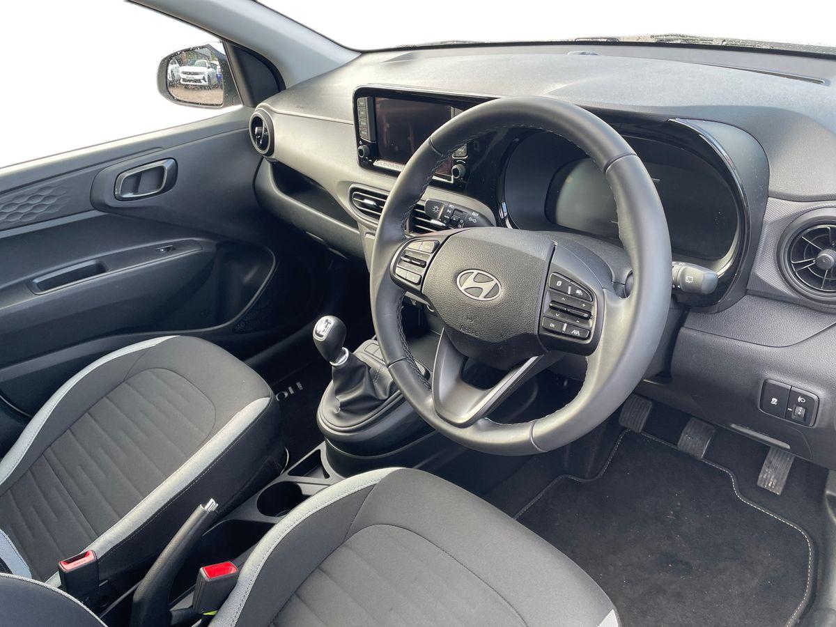 Used Hyundai i10 2024 for sale - 77576341: Photo 15