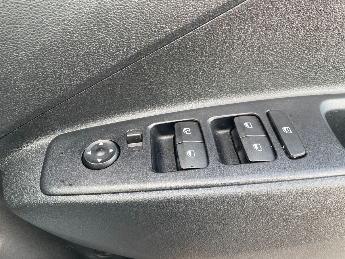 Used Hyundai i10 2024 for sale - 77576341: Photo 20