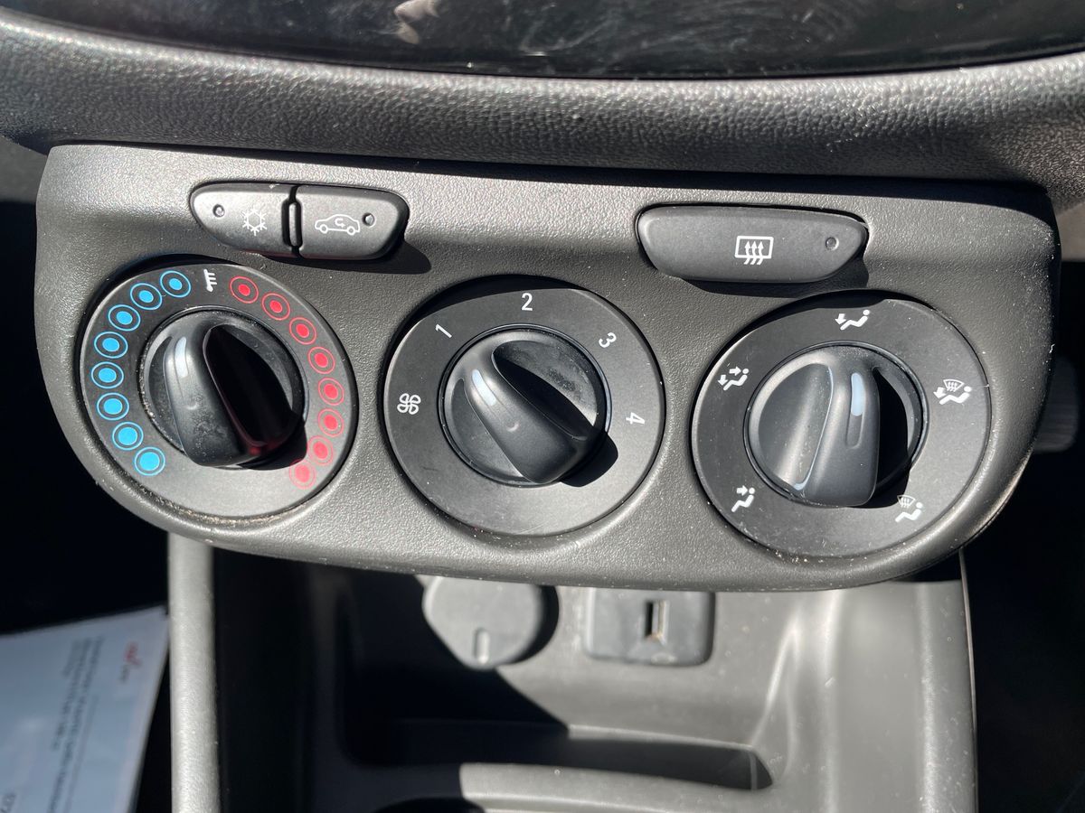 Used Vauxhall Corsa 2019 for sale - 77942030: Photo 18