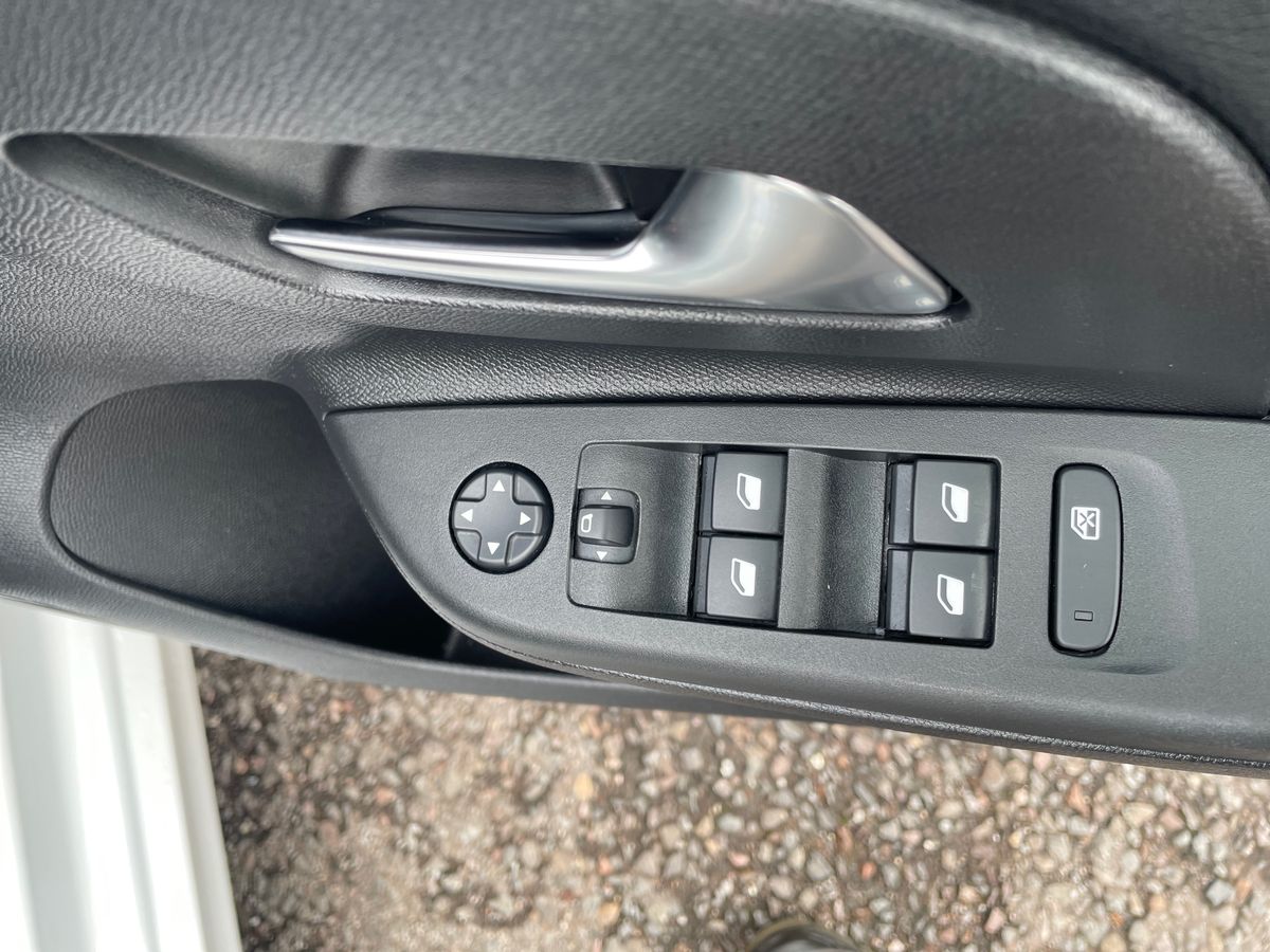 Used Vauxhall Corsa 2022 for sale - 77002616: Photo 20