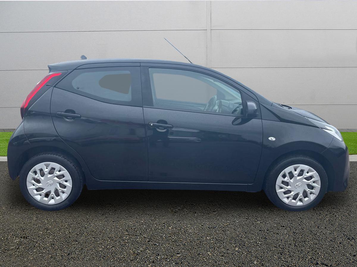 Used Toyota AYGO 2019 for sale - 78129004: Photo 8