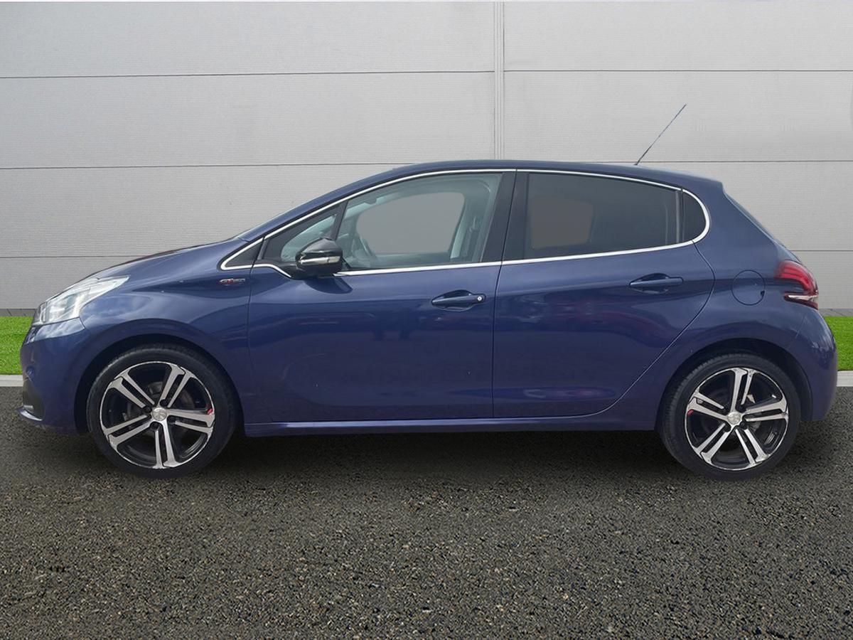 Used Peugeot 208 2017 for sale - 77927375: Photo 4