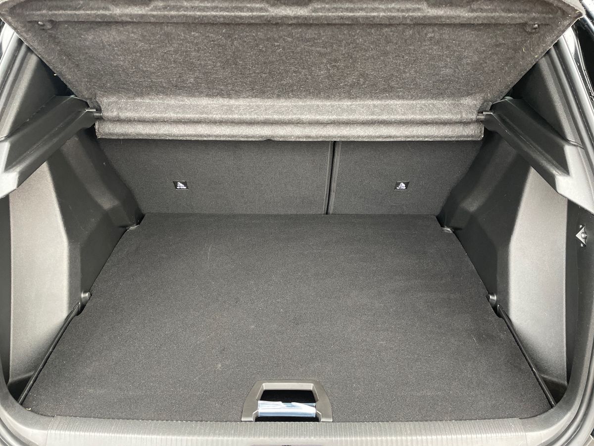 Used Peugeot 2008 2023 for sale - 77627554: Photo 12