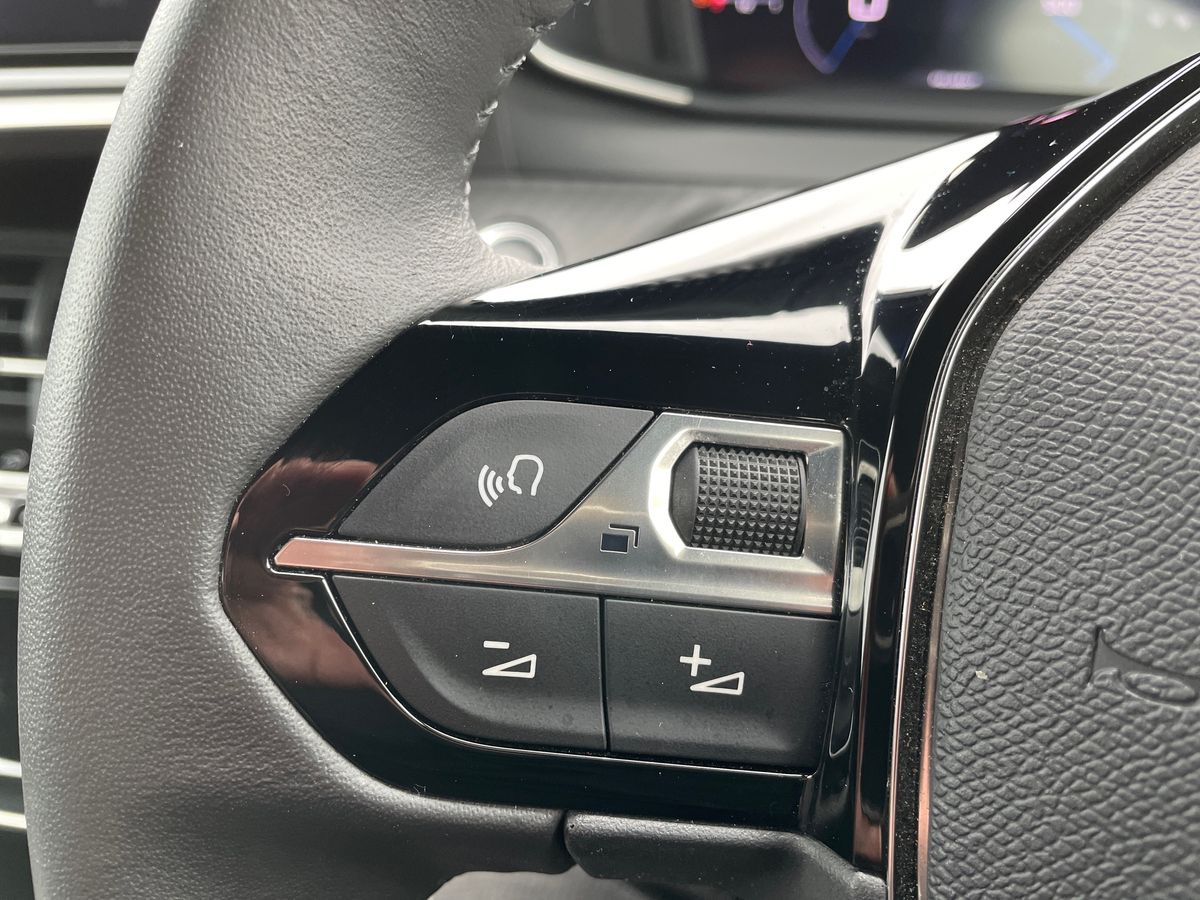 Used Peugeot 2008 2023 for sale - 77627554: Photo 16