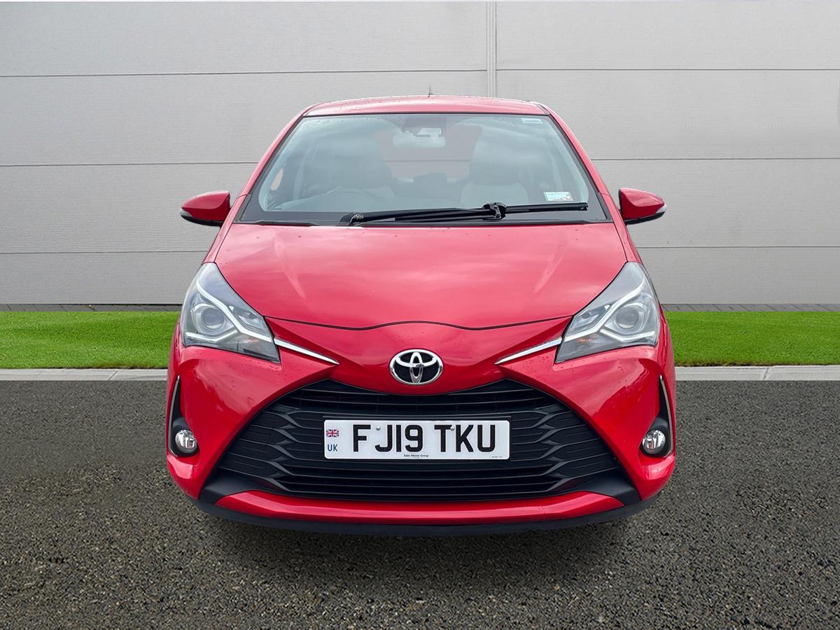Used Toyota Yaris 2019 for sale - 77634697: Photo 2