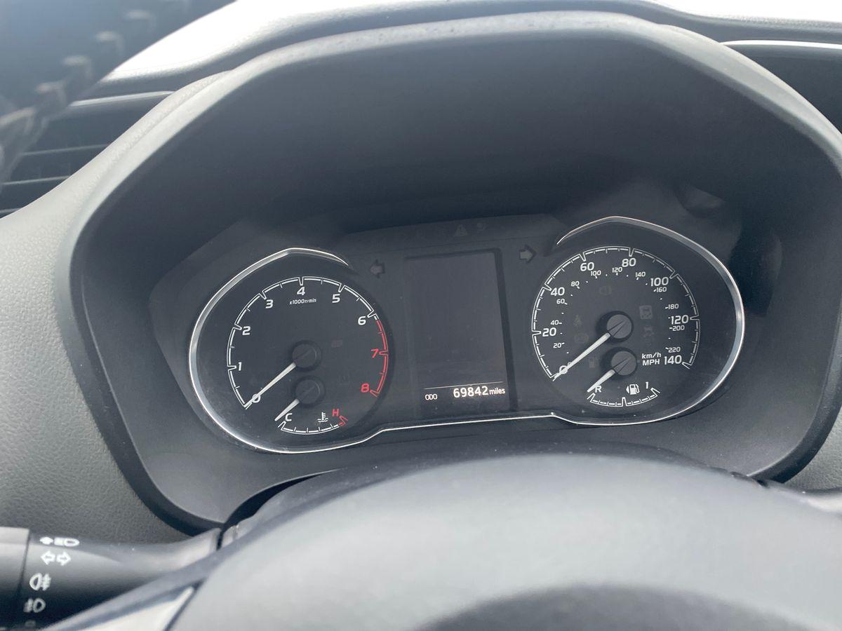 Used Toyota Yaris 2018 for sale - 77205655: Photo 13