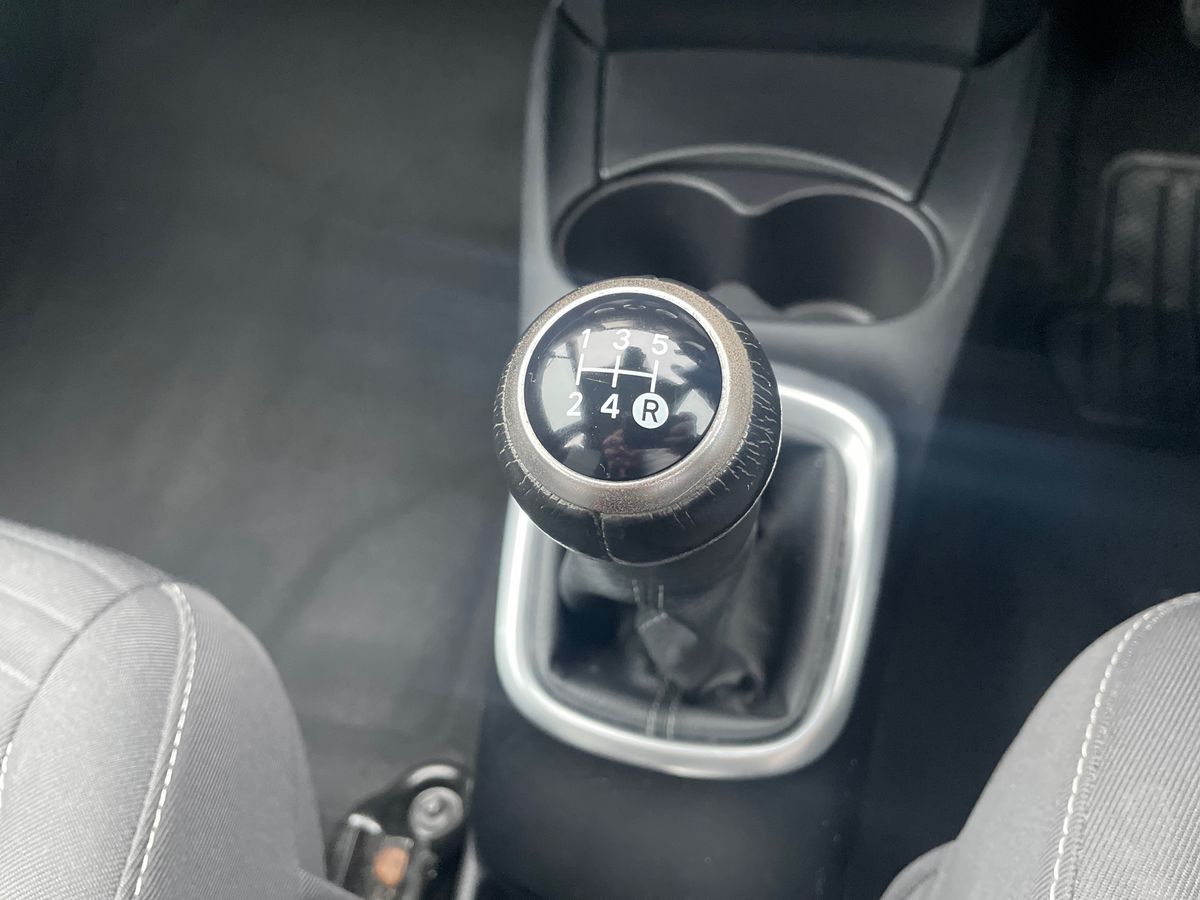 Used Toyota Yaris 2018 for sale - 77205655: Photo 19