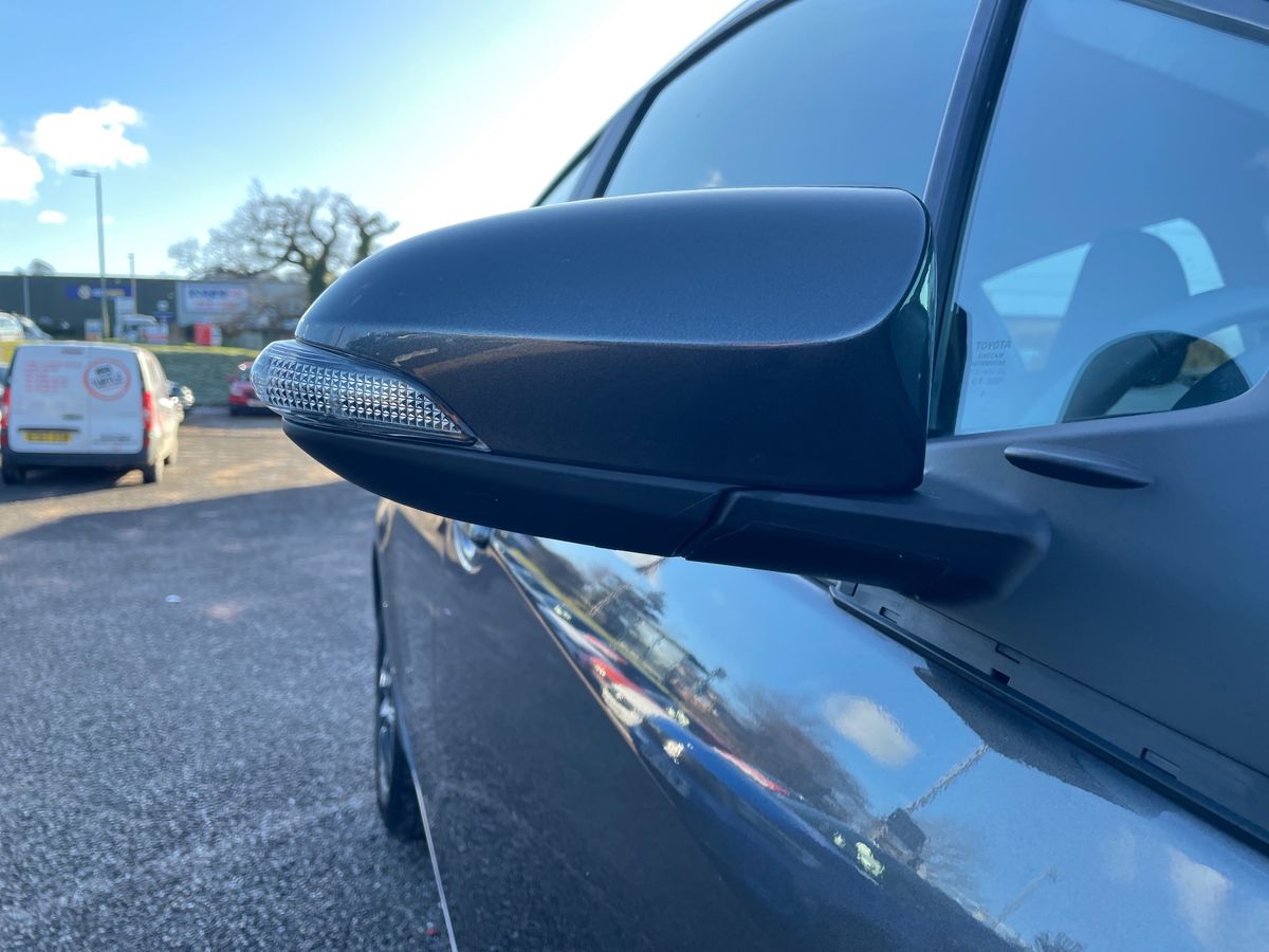 Used Toyota Yaris 2019 for sale - 77111681: Photo 21