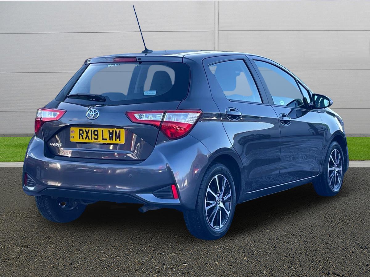 Used Toyota Yaris 2019 for sale - 77111681: Photo 7