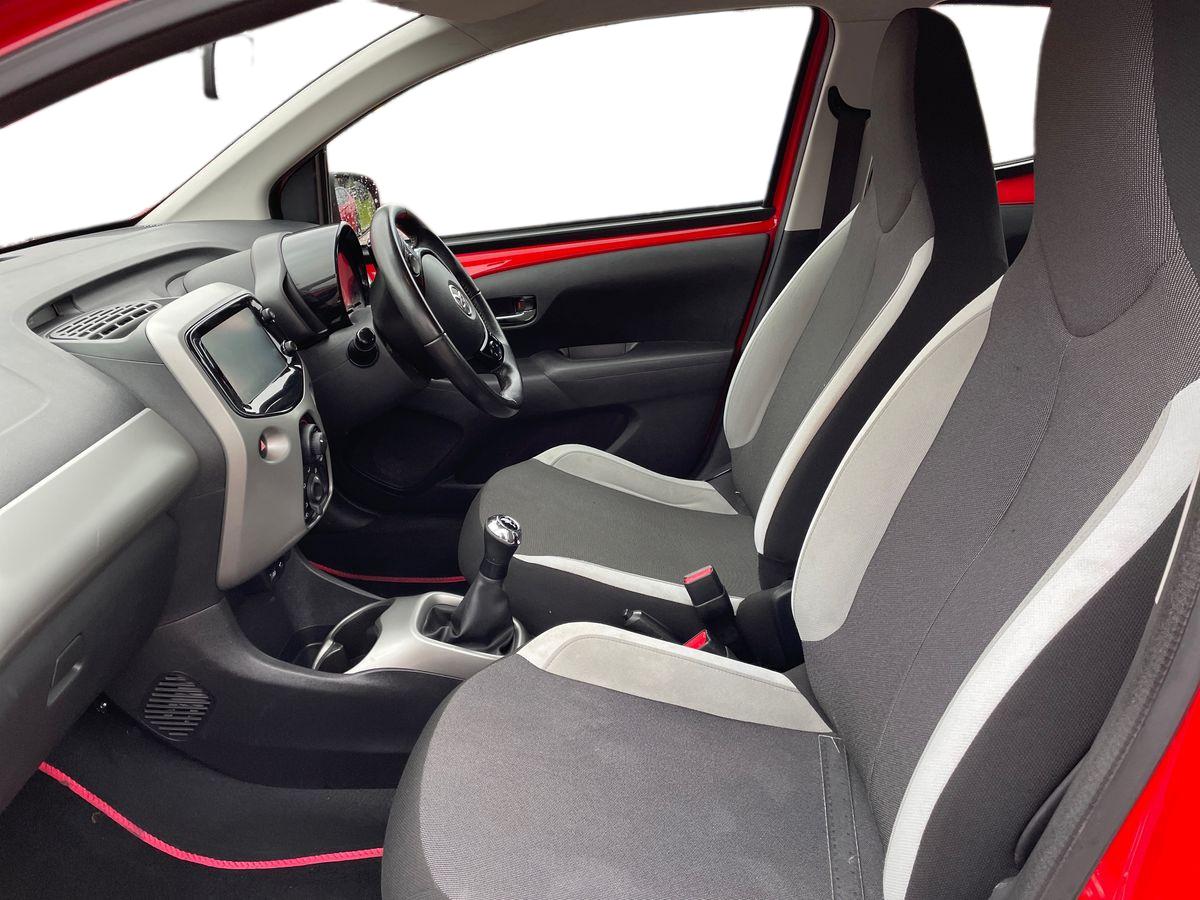 Used Toyota AYGO 2017 for sale - 77627565: Photo 10