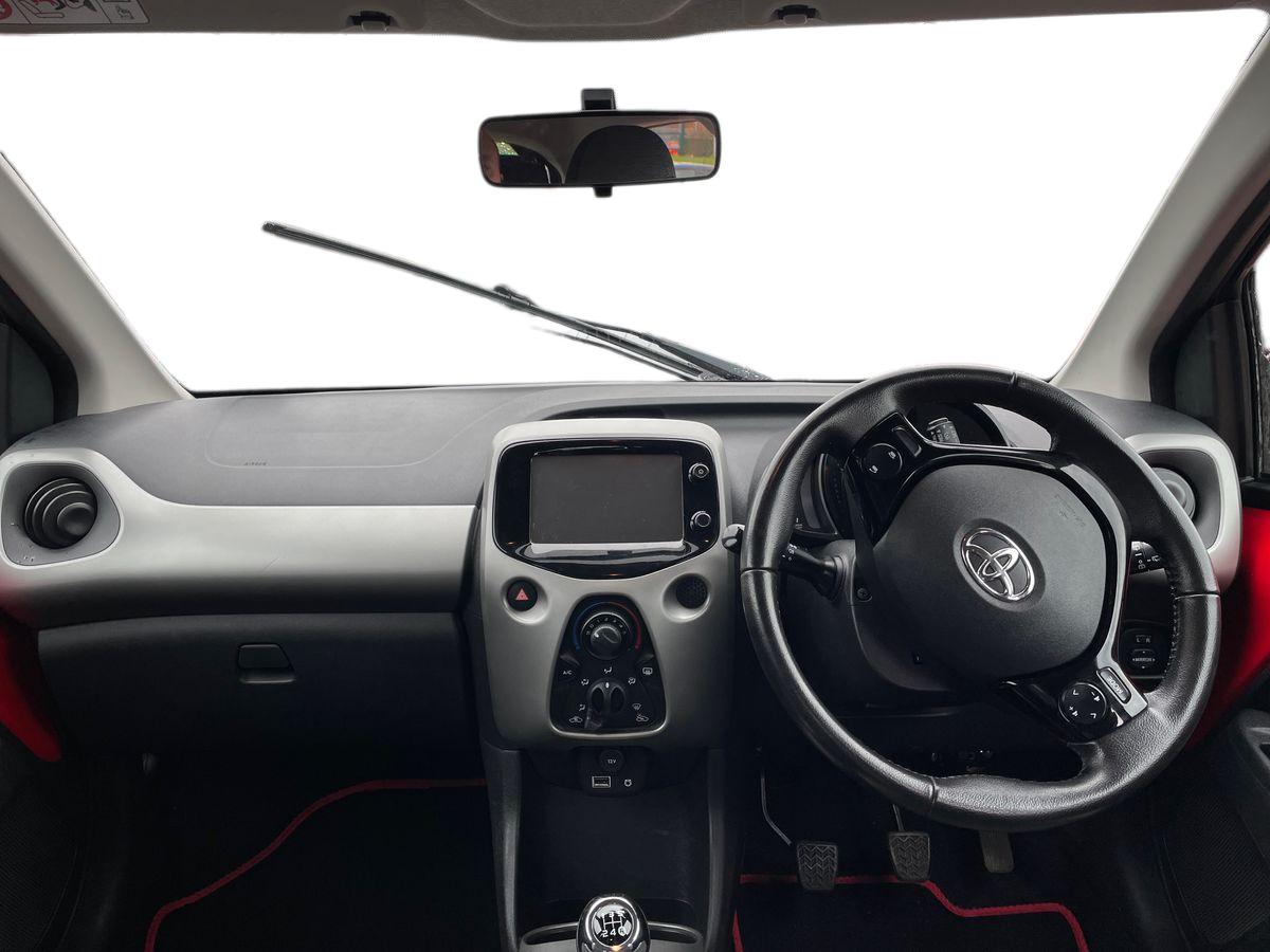 Used Toyota AYGO 2017 for sale - 77627565: Photo 13