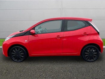 Used Toyota AYGO 2017 for sale - 77627565: Photo