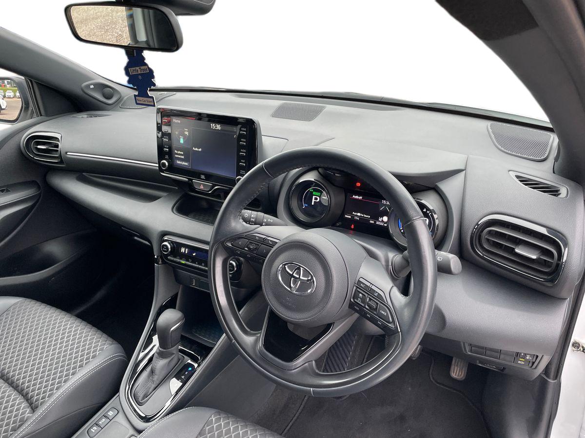 Used Toyota Yaris 2022 for sale - 77526082: Photo 15