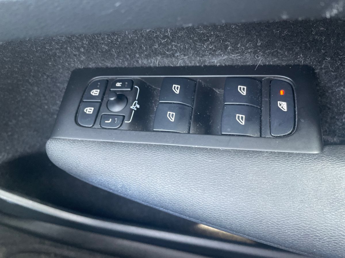 Used Volvo XC40 2021 for sale - 77995074: Photo 20