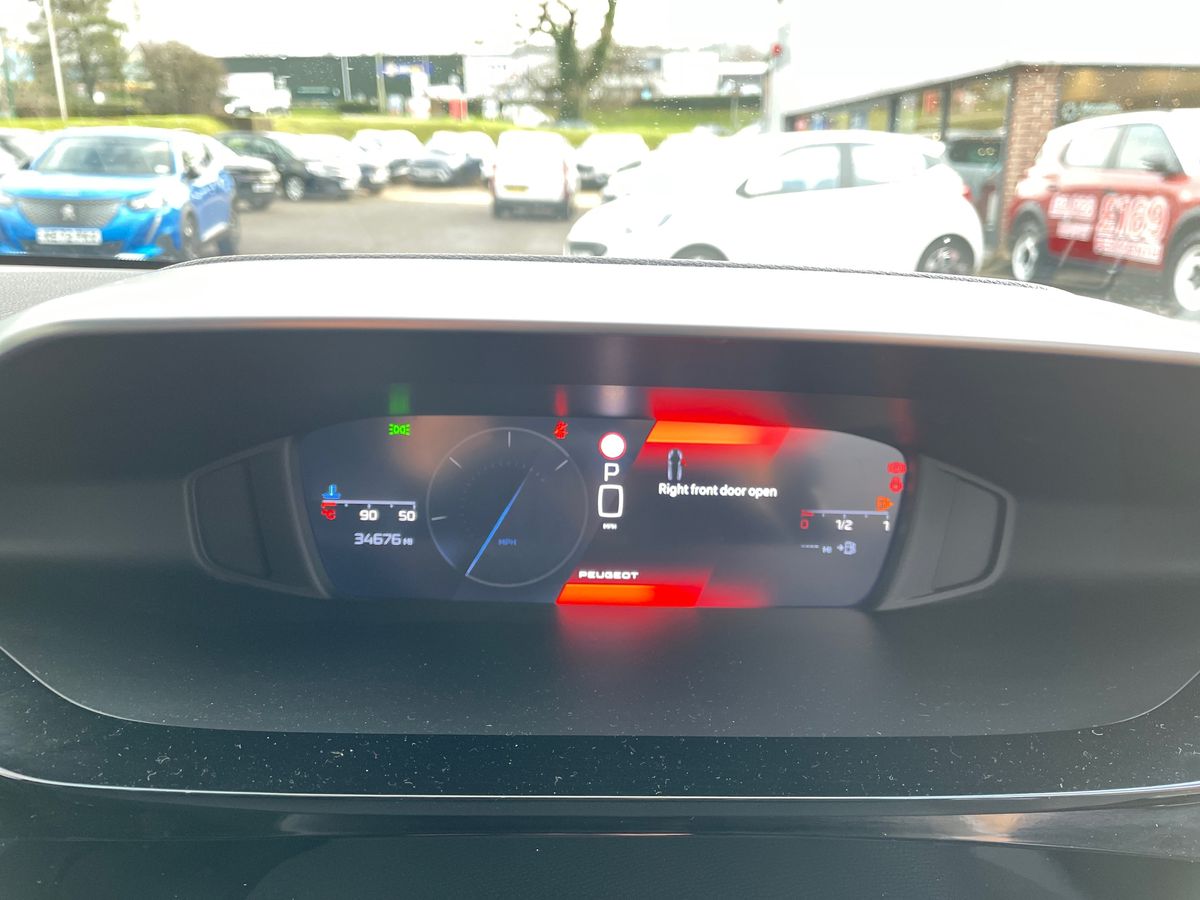 Used Peugeot 308 2022 for sale - 77256512: Photo 14