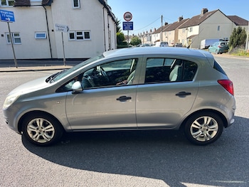 Used Vauxhall Corsa 2009 for sale - 79467955: Photo