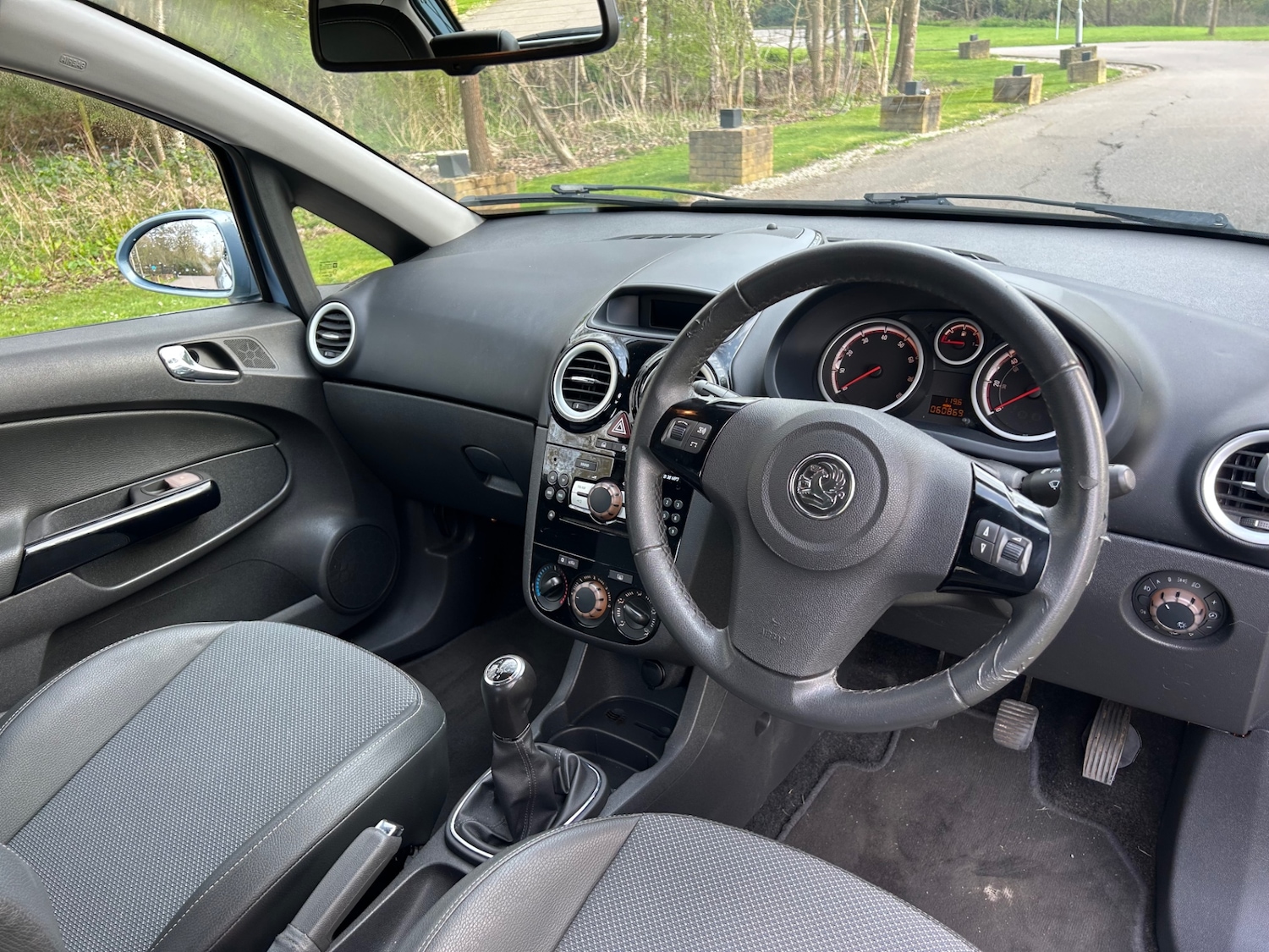 Used Vauxhall Corsa 2007 for sale - 77996999: Photo 14