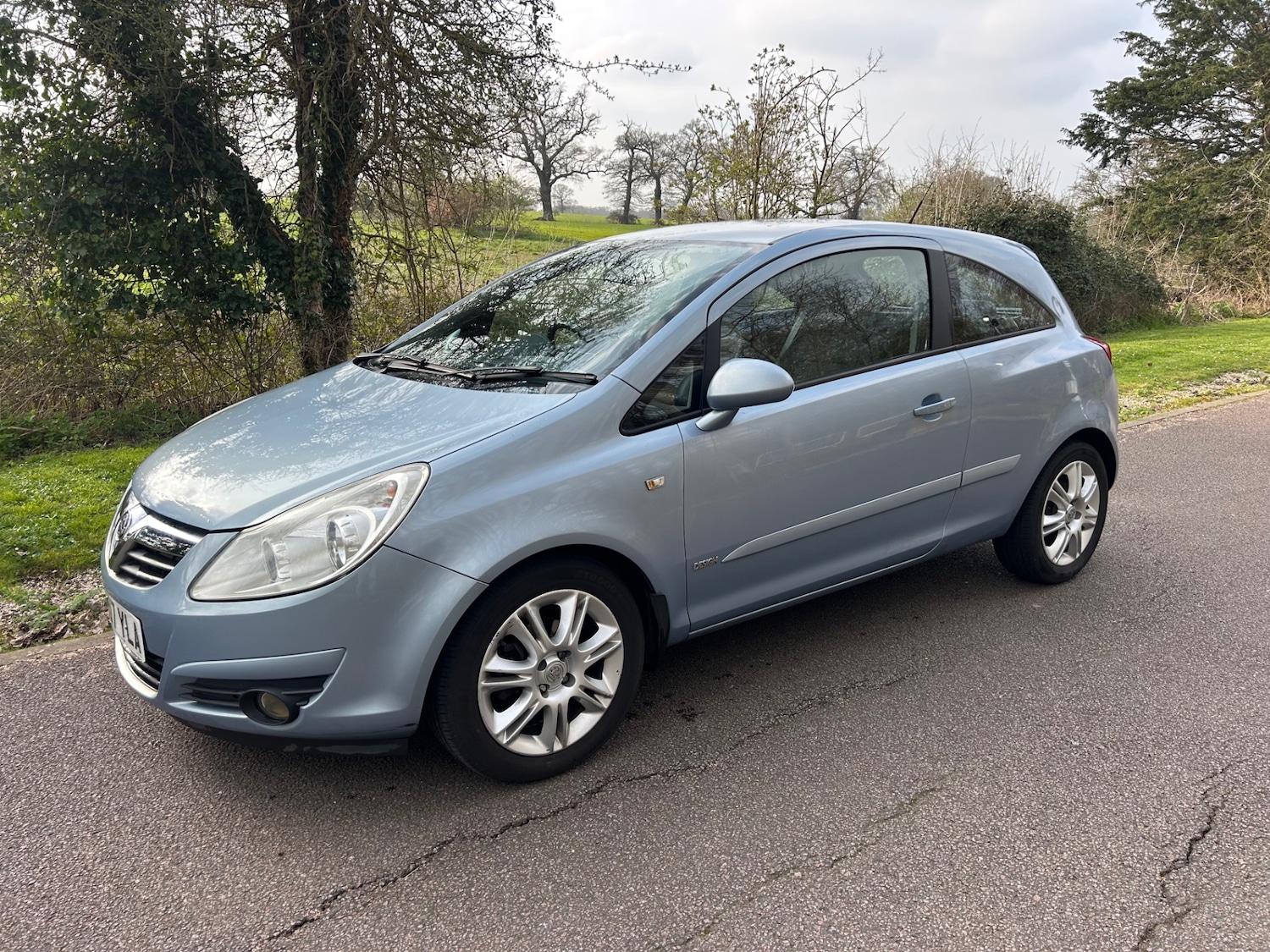 Used Vauxhall Corsa 2007 for sale - 77996999: Photo 3