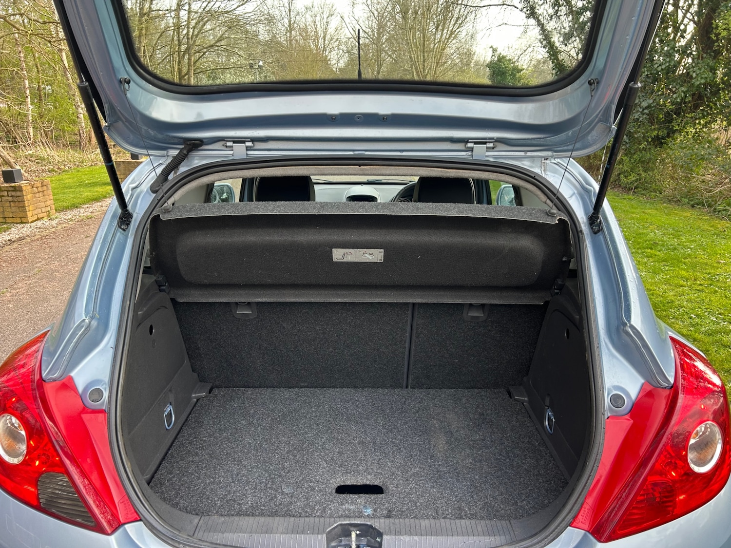 Used Vauxhall Corsa 2007 for sale - 77996999: Photo 8