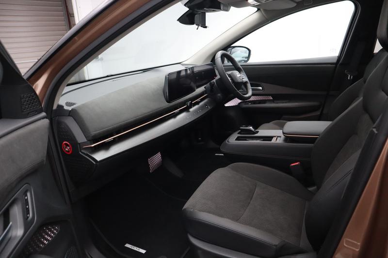 Used Nissan ARIYA 2025 for sale - 77124853: Photo 10