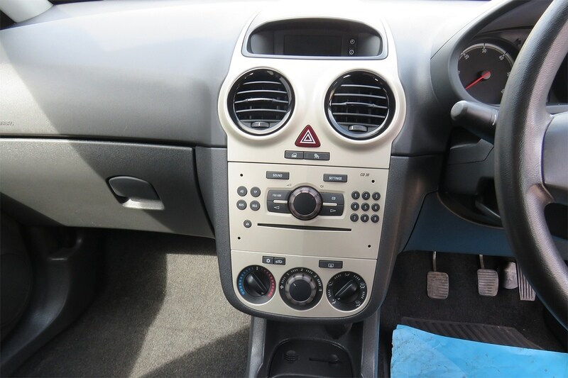 Used Vauxhall Corsa 2009 for sale - 77749181: Photo 21