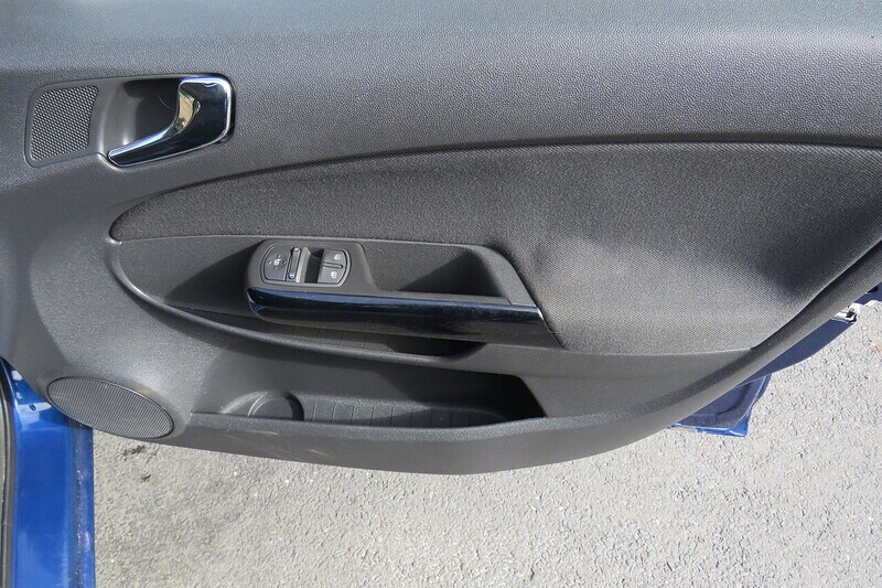 Used Vauxhall Corsa 2009 for sale - 77749181: Photo 24