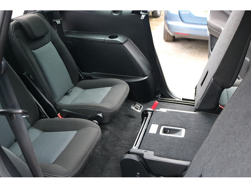 Used Ford S-Max 2013 for sale - 76334085: Photo 15