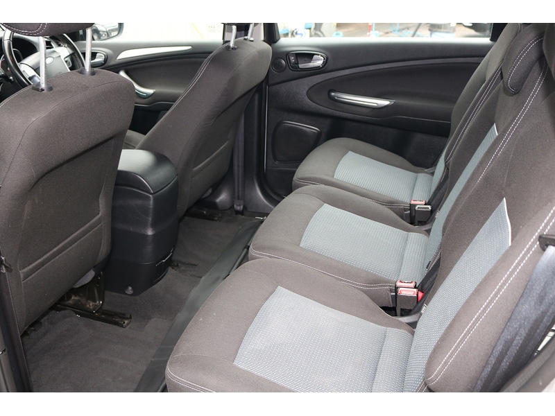 Used Ford S-Max 2013 for sale - 76334085: Photo 18