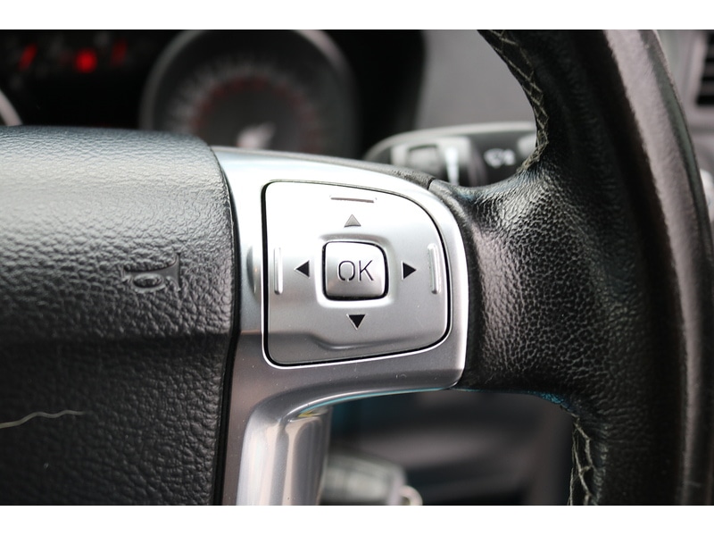 Used Ford S-Max 2013 for sale - 76334085: Photo 25