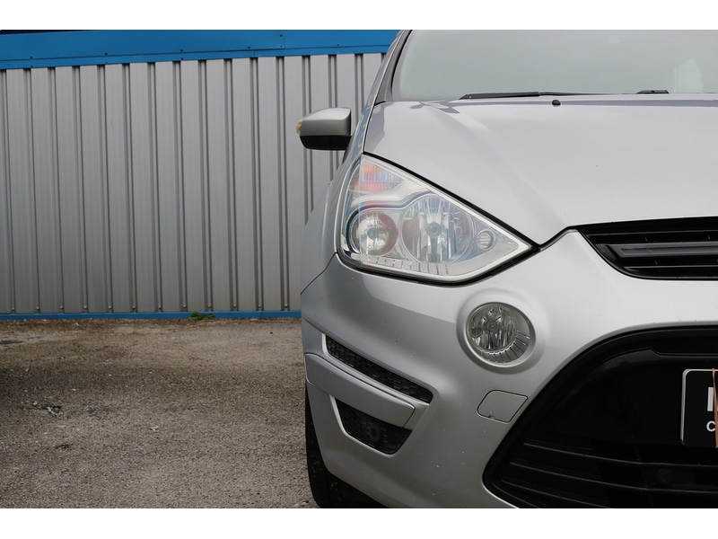 Used Ford S-Max 2013 for sale - 76334085: Photo 3