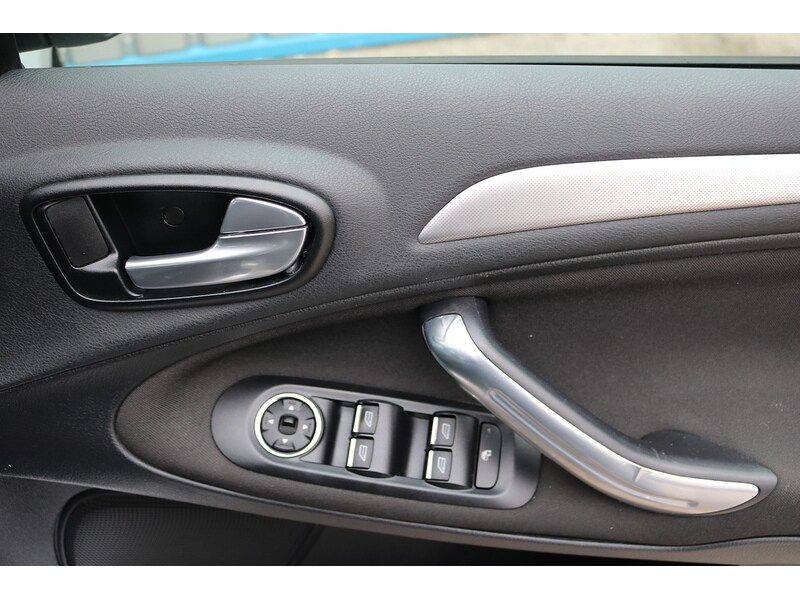 Used Ford S-Max 2013 for sale - 76334085: Photo 39