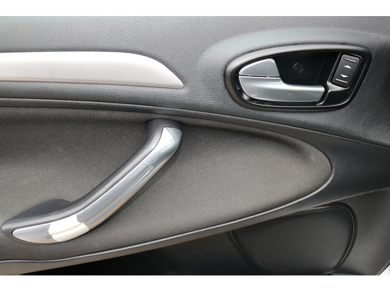 Used Ford S-Max 2013 for sale - 76334085: Photo 41
