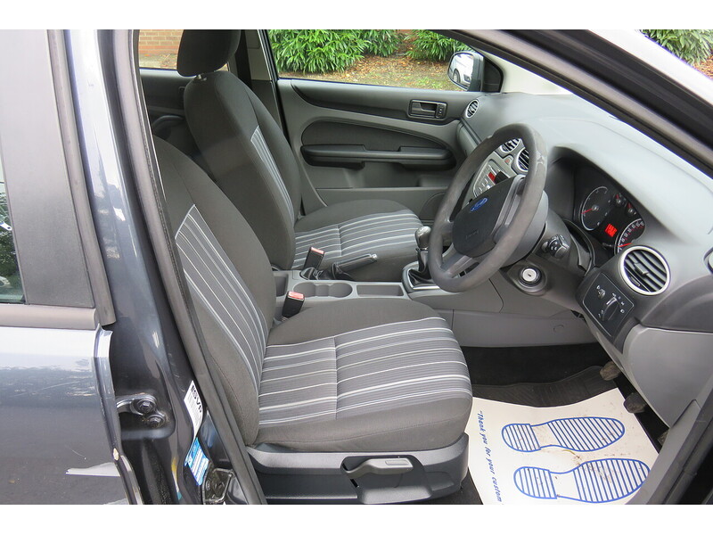 Used Ford Focus 2009 for sale - 74265517: Photo 10