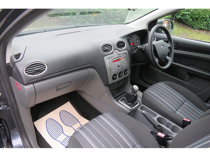 Used Ford Focus 2009 for sale - 74265517: Photo 14