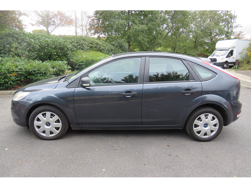 Used Ford Focus 2009 for sale - 74265517: Photo 4