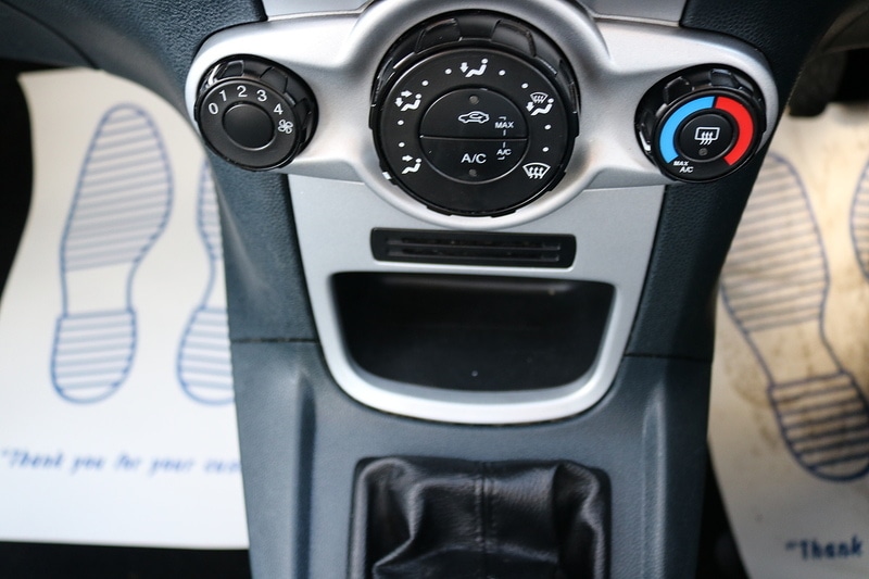 Used Ford Fiesta 2012 for sale - 77932617: Photo 27