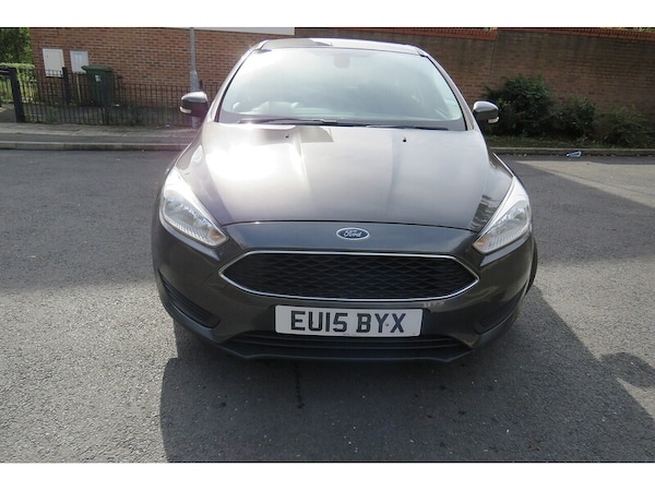 Used Ford Focus 2015 for sale - 74449713: Photo 2